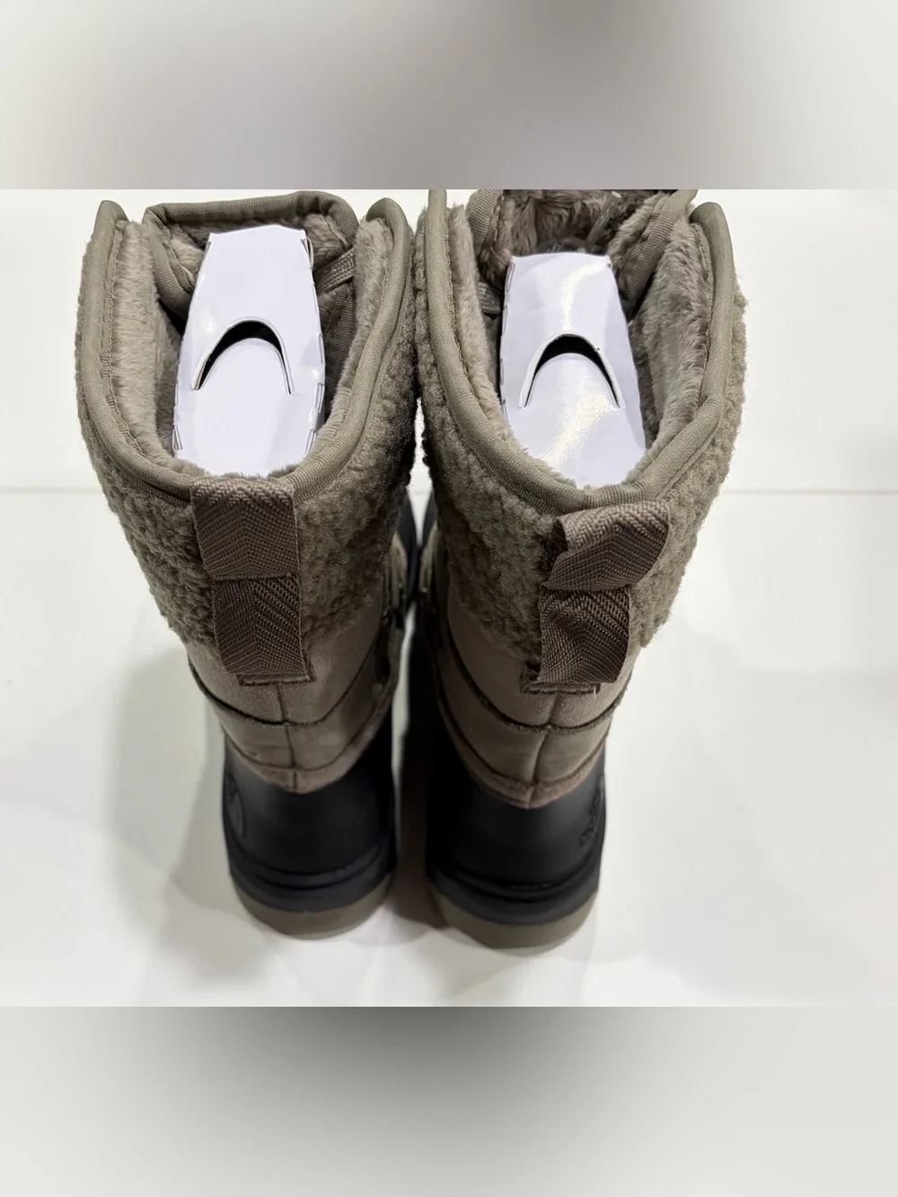 The North Face Women's 7.5 Shellista VI Mid Boots Leather Clay Grey NWT Snow